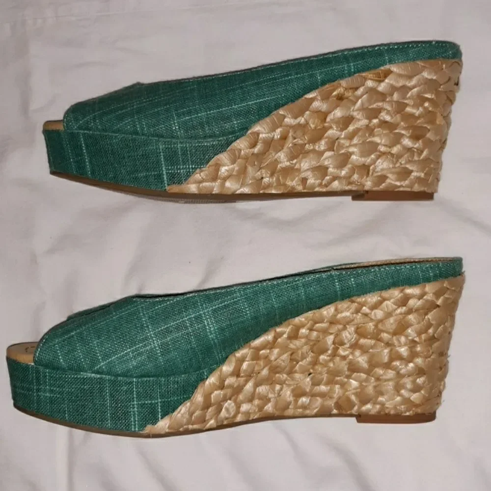 CL by‎ Laundry Daysie Open Back Aqua Espadrilles
